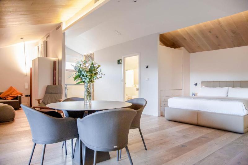Penthouse Suite image 4