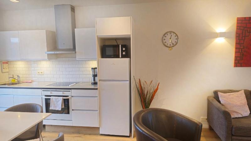 One-Bedroom Apartment (3 Adults) - Bergstadastræti 12 image 2