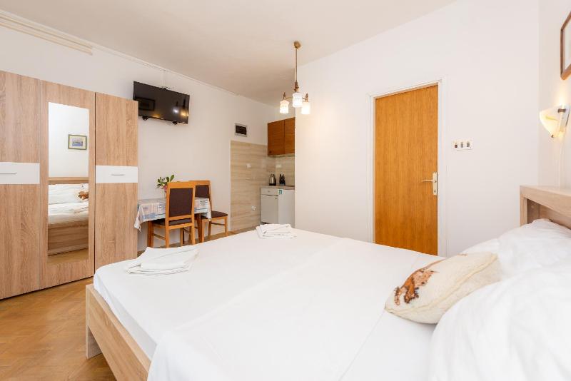 Apartments Ivan - image 11