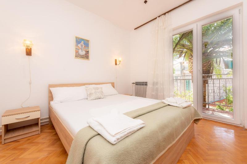 Apartments Ivan - image 8
