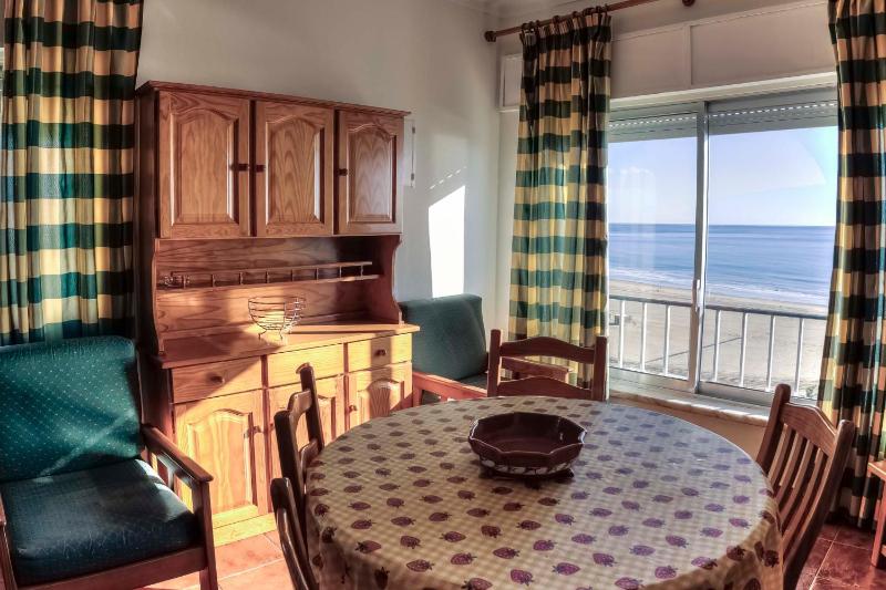One-Bedroom Apartment with Sea View image 2
