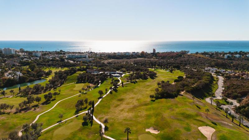 Cozy holiday home by the beach in Costabella Marbella - image 21