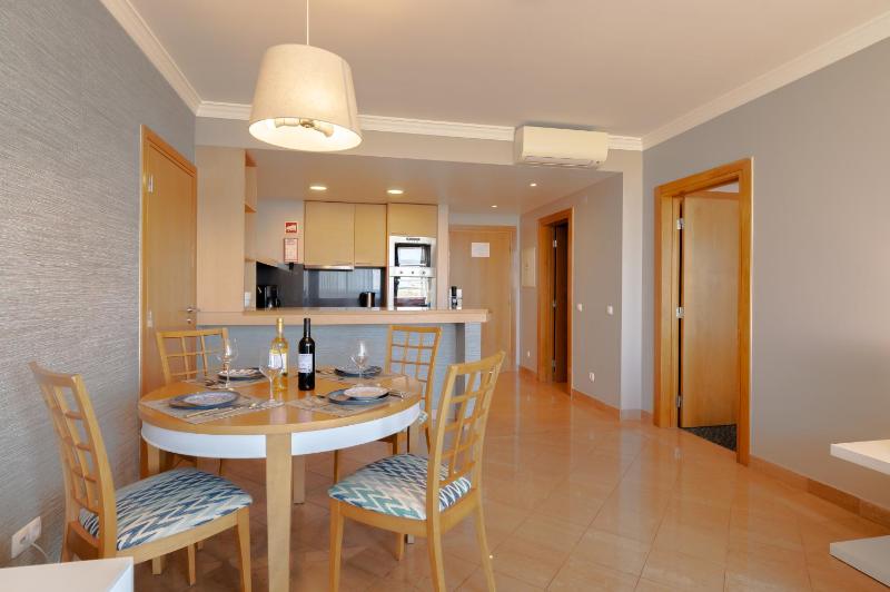  Superior One-Bedroom Apartment image 3