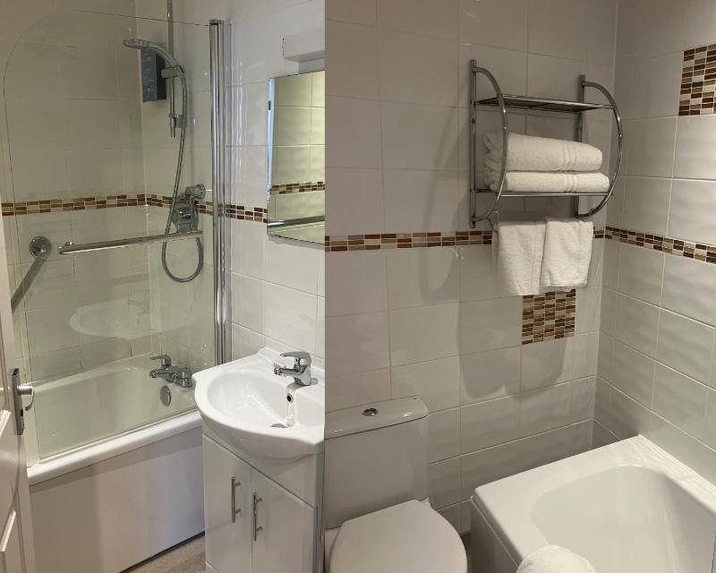 Small Double Room image 3