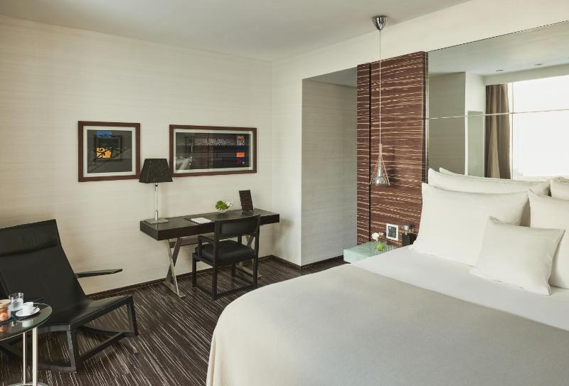 Superior Double Room image 1