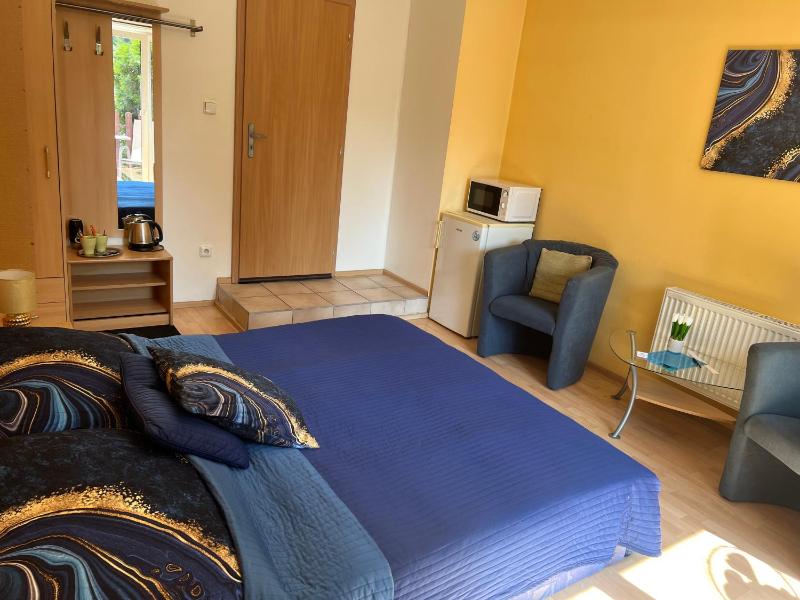 Double or Twin Room image 1
