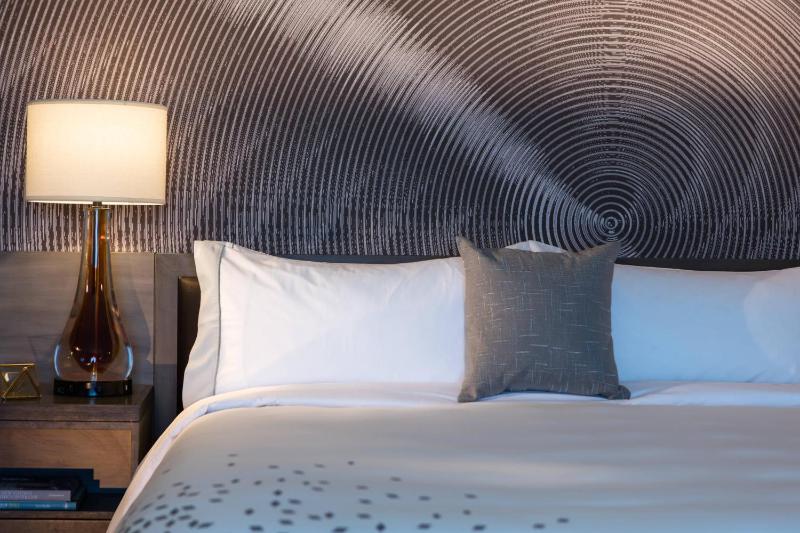 King Room image 4