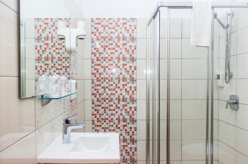 Single Room image 1