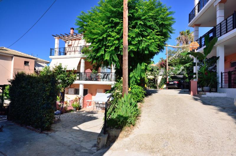 Villa Ektoras II by EY Villas - image 29