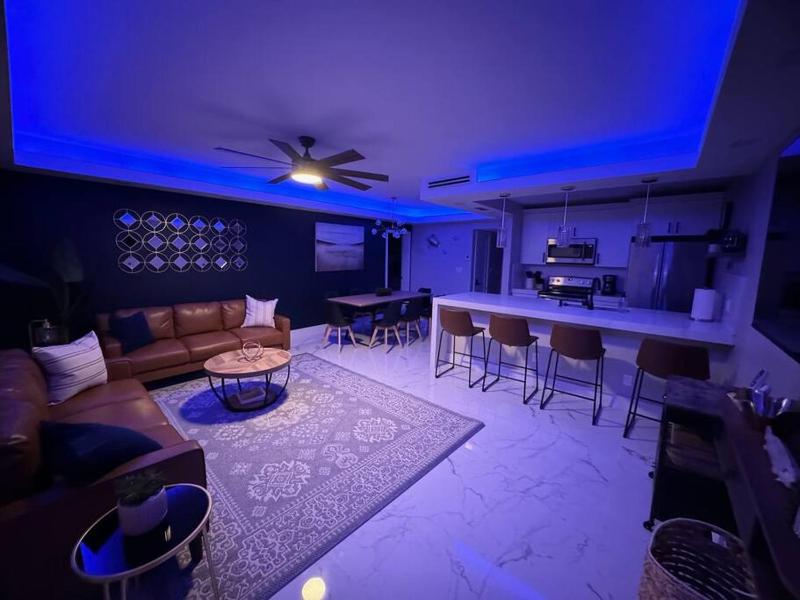 3Bd 2Bath 1 Block from the beach! Newly renovated - image 11