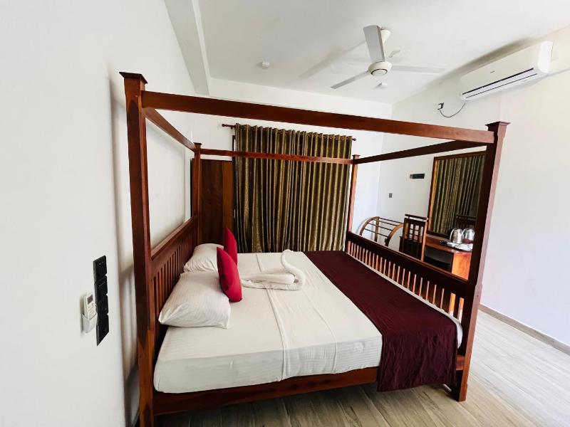King's Marine B&B Surf Hotel - image 13