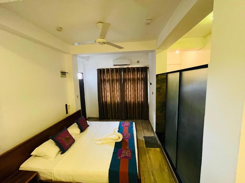 King's Marine B&B Surf Hotel - image 5