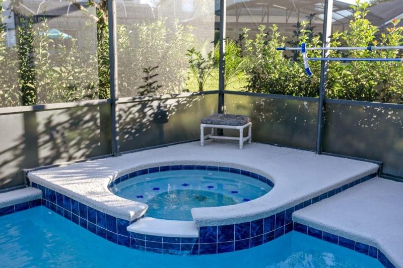 Six Bedroom Disney Home Lanai Screened Pool & Spa - image 34
