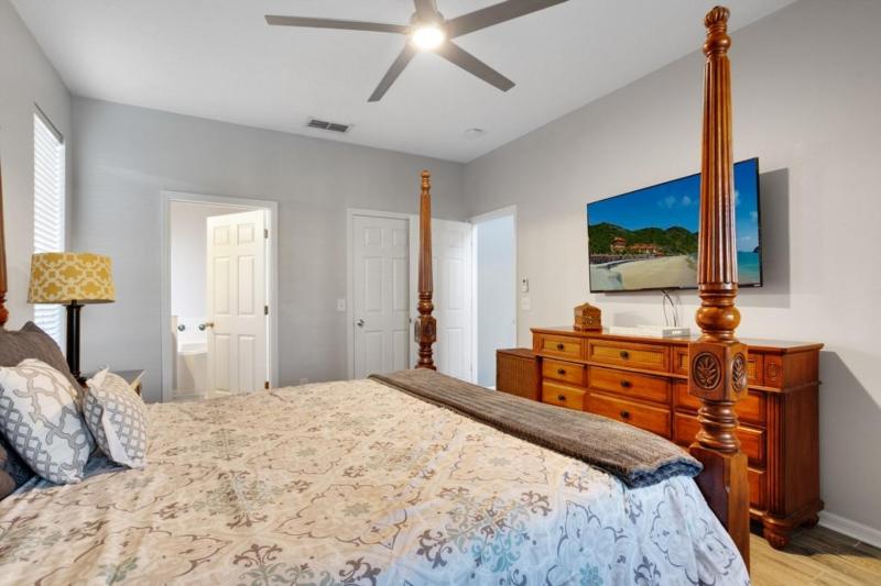Six Bedroom Disney Home Lanai Screened Pool & Spa - image 9
