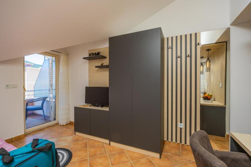 Adzic Apartments - image 12