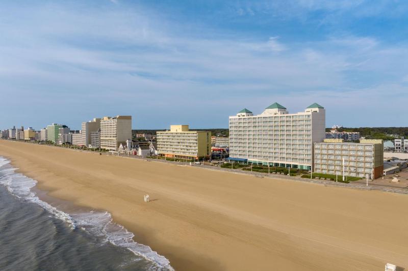 Courtyard by Marriott Virginia Beach Oceanfront/South - image 11