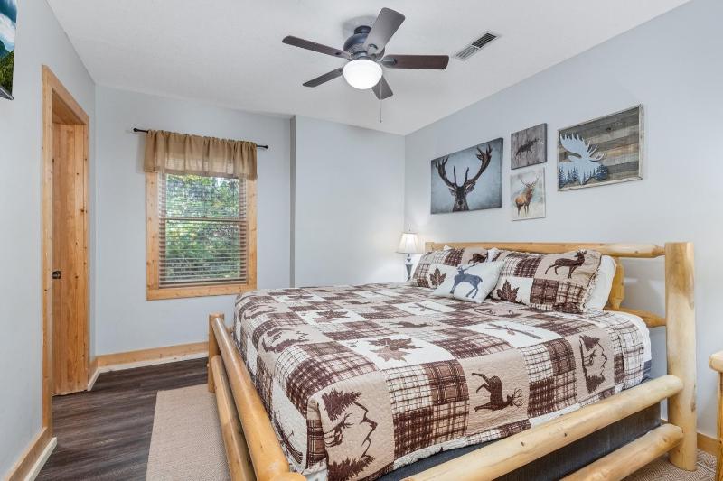ER101 - Heavenly Hideaway Great location - Close to town! cabin - image 28