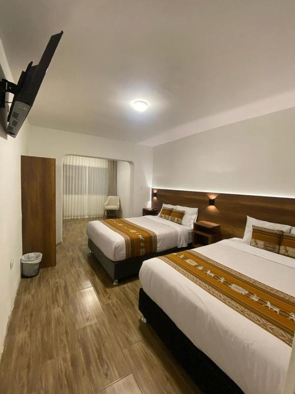 Twin Room image 1