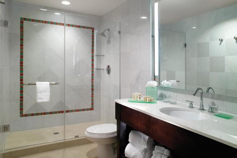 King Room image 2