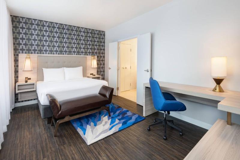 Courtyard by Marriott Atlanta Downtown - image 12