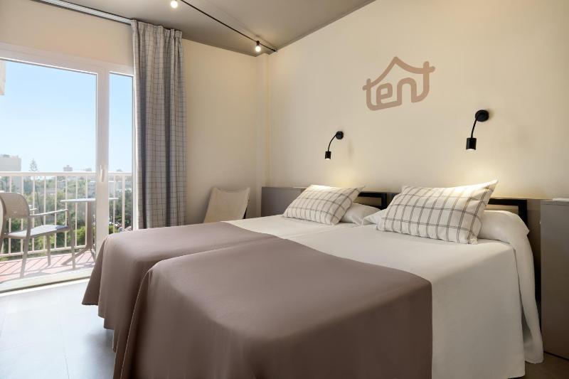 Double Room - Unlimited Brunch image 1