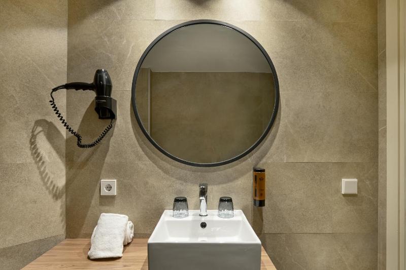 Double Room - Unlimited Brunch image 4