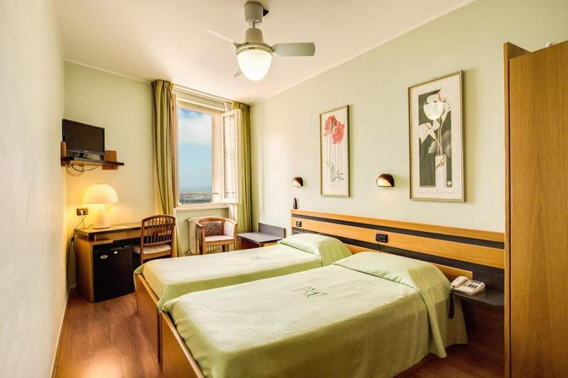 Hotel Roma Assisi - image 37