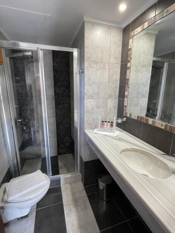 Skiathos Island Suites - image 20