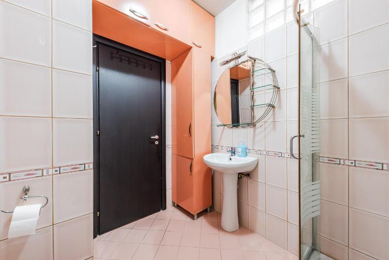 Old Town 2BR with Sea View - image 12