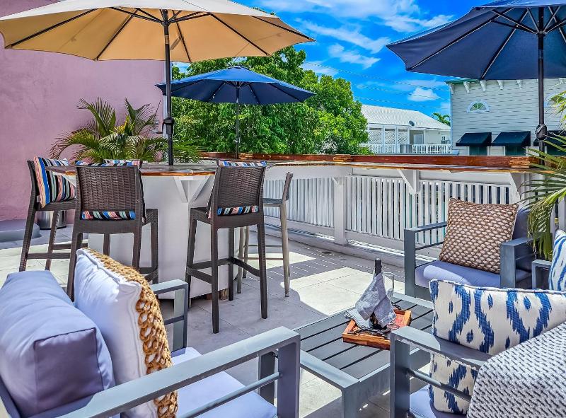 Rooftop Penthouse - image 22