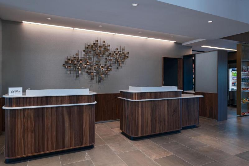 Courtyard by Marriott Colorado Springs North Air Force Academy - image 6