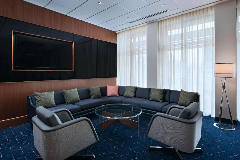 Courtyard by Marriott Colorado Springs North Air Force Academy - image 18