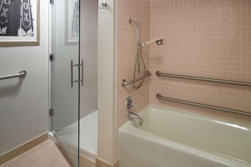 Atlanta Marriott Suites Midtown - image 19