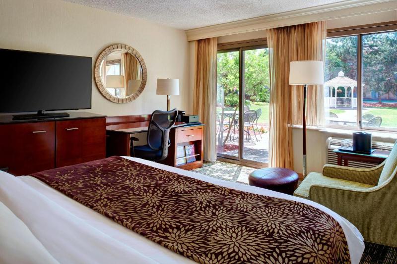King Room image 4