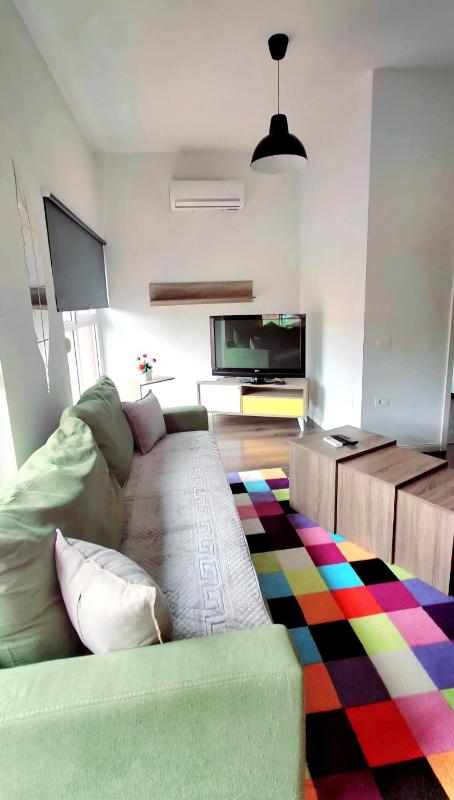 Modern Mountain View P&E Tirana Apartment Netflix included - image 15