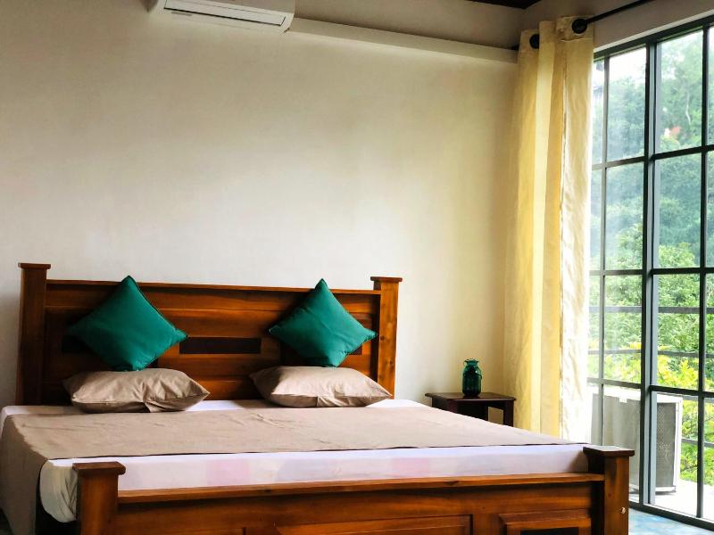 Barefoot Inn Kandy - image 11