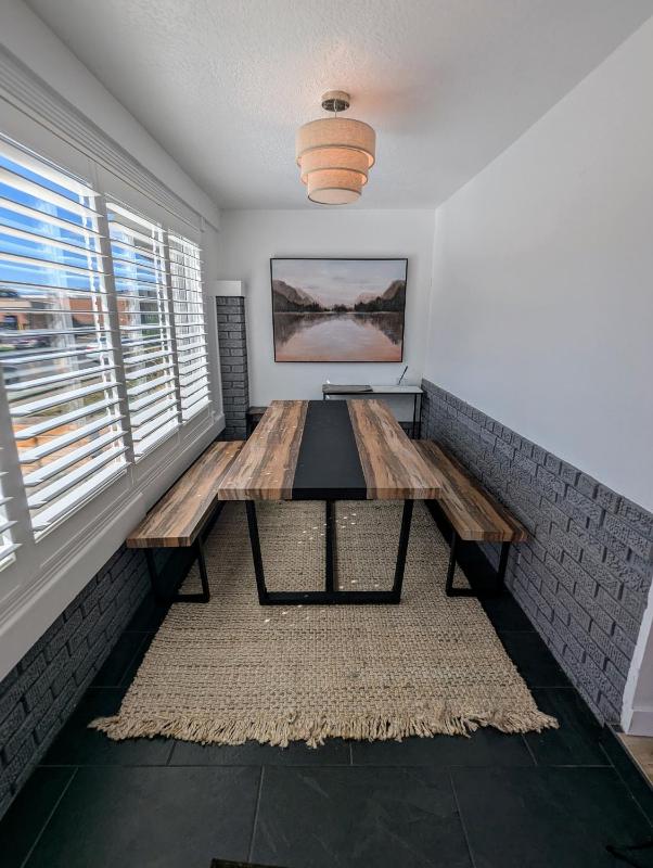 Modern Rustic House with Hot Tub Near Downtown SLC - image 16