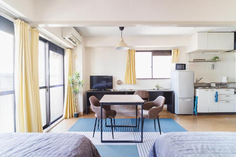 Nishi Nakasu apartment 301 - image 1