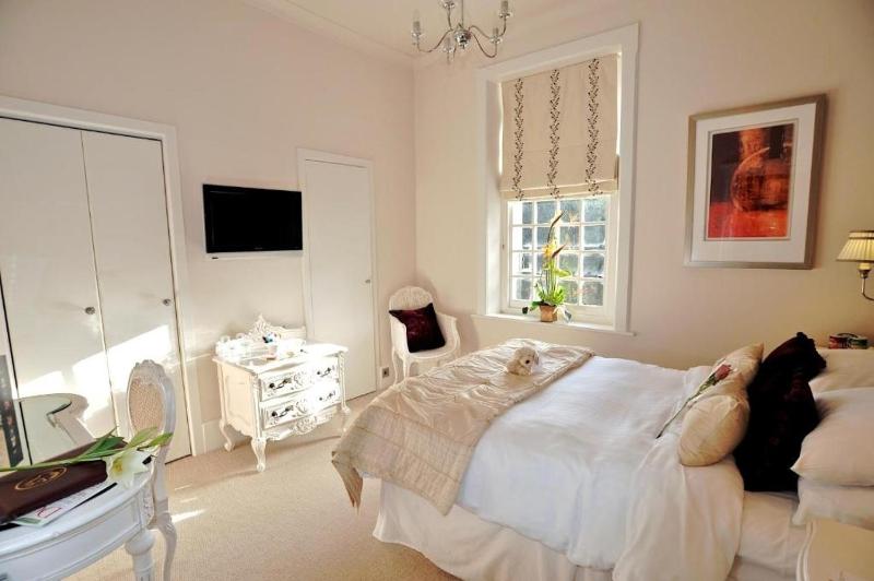 Standard Double Room image 1