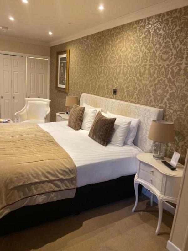 Master Double Room image 4
