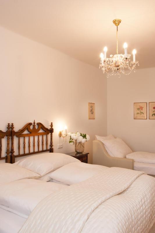 Triple Room image 3