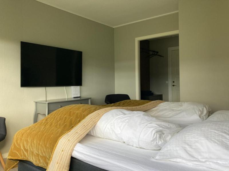 Superior Double Room image 3