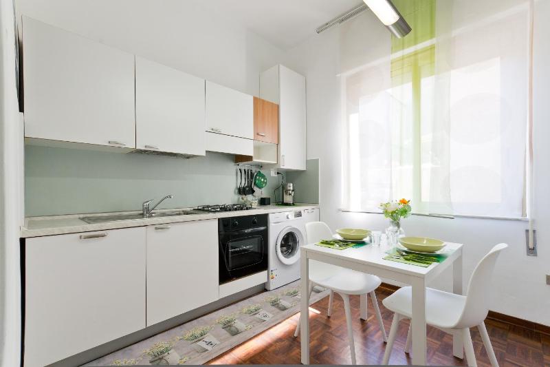 Mazzini Twenty House - image 10