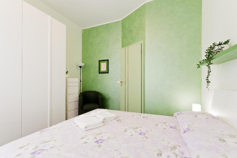 Mazzini Twenty House - image 3