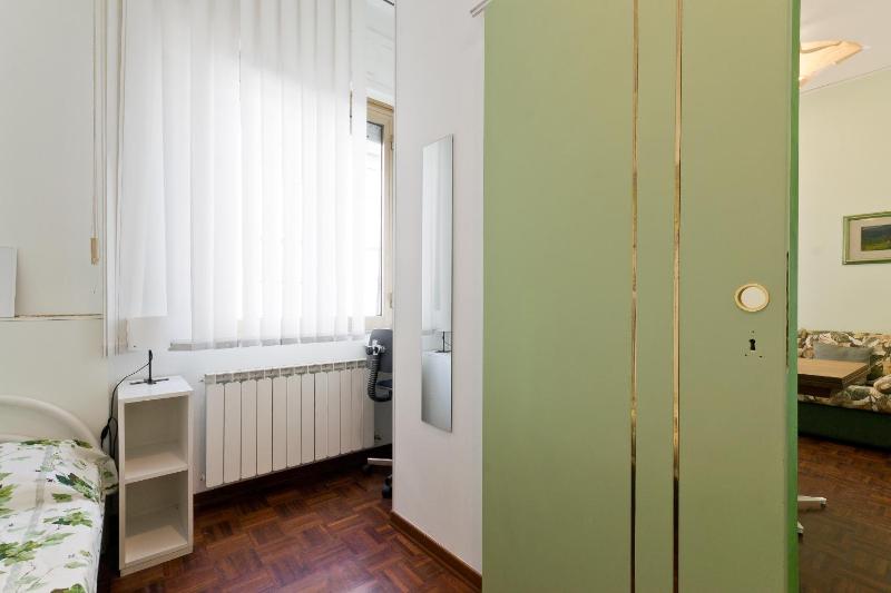 Mazzini Twenty House - image 15