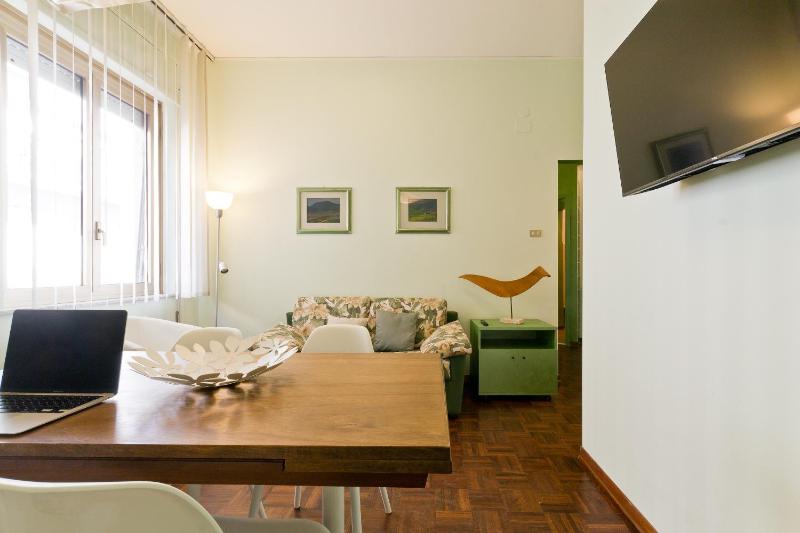 Mazzini Twenty House - image 6