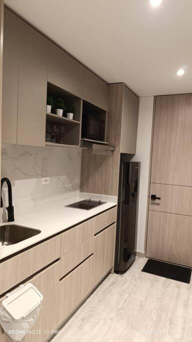 Nuevo Loft cerca a la Embajada Americana Corferias y Agora - image 3