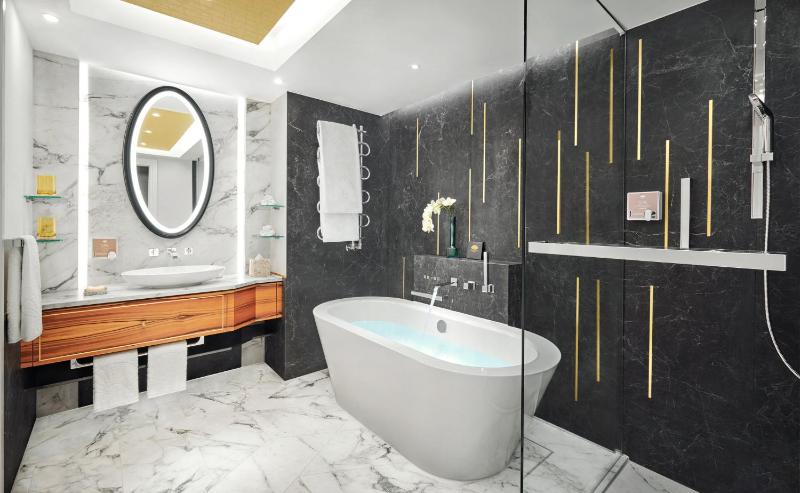 Superior Junior Suite image 3