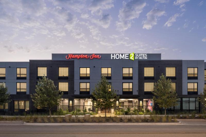 Hampton Inn by Hilton Austin East Side 5th Street - image 7