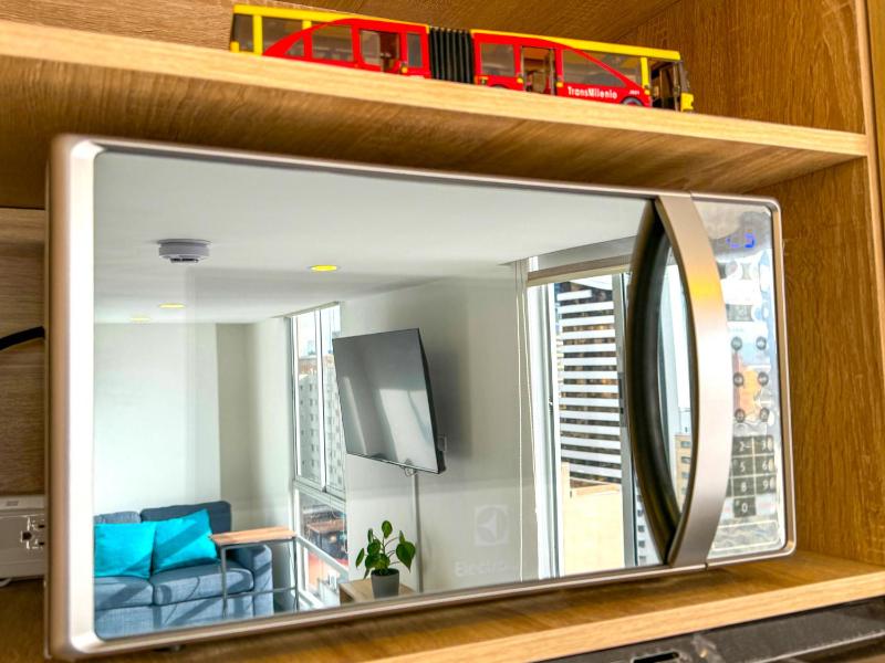 ApartaSuite con la mejor vista en Centro Internacional Bogotá - image 7